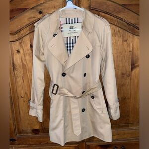 Authentic Burberry London Women’s Belted Trench Coat Size 4
